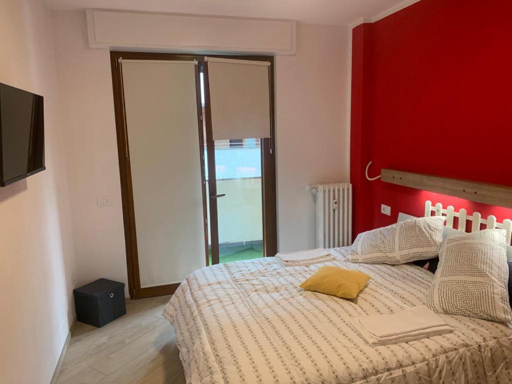 Alfiumea Appartement Tirano Buitenkant foto