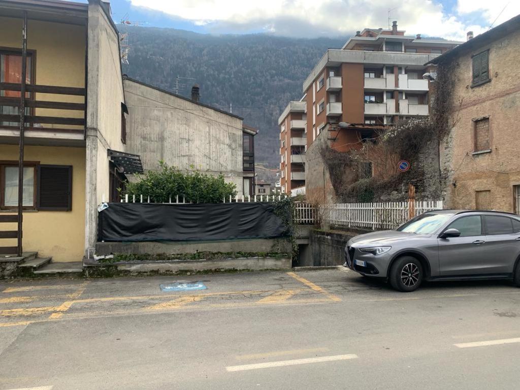 Alfiumea Appartement Tirano Buitenkant foto